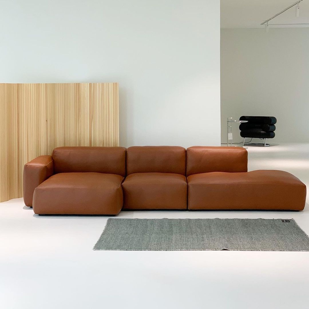 HAY Mags Soft Sofa 3 Seater - wide Sierra leather, 베뉴페, 헤이 HAY