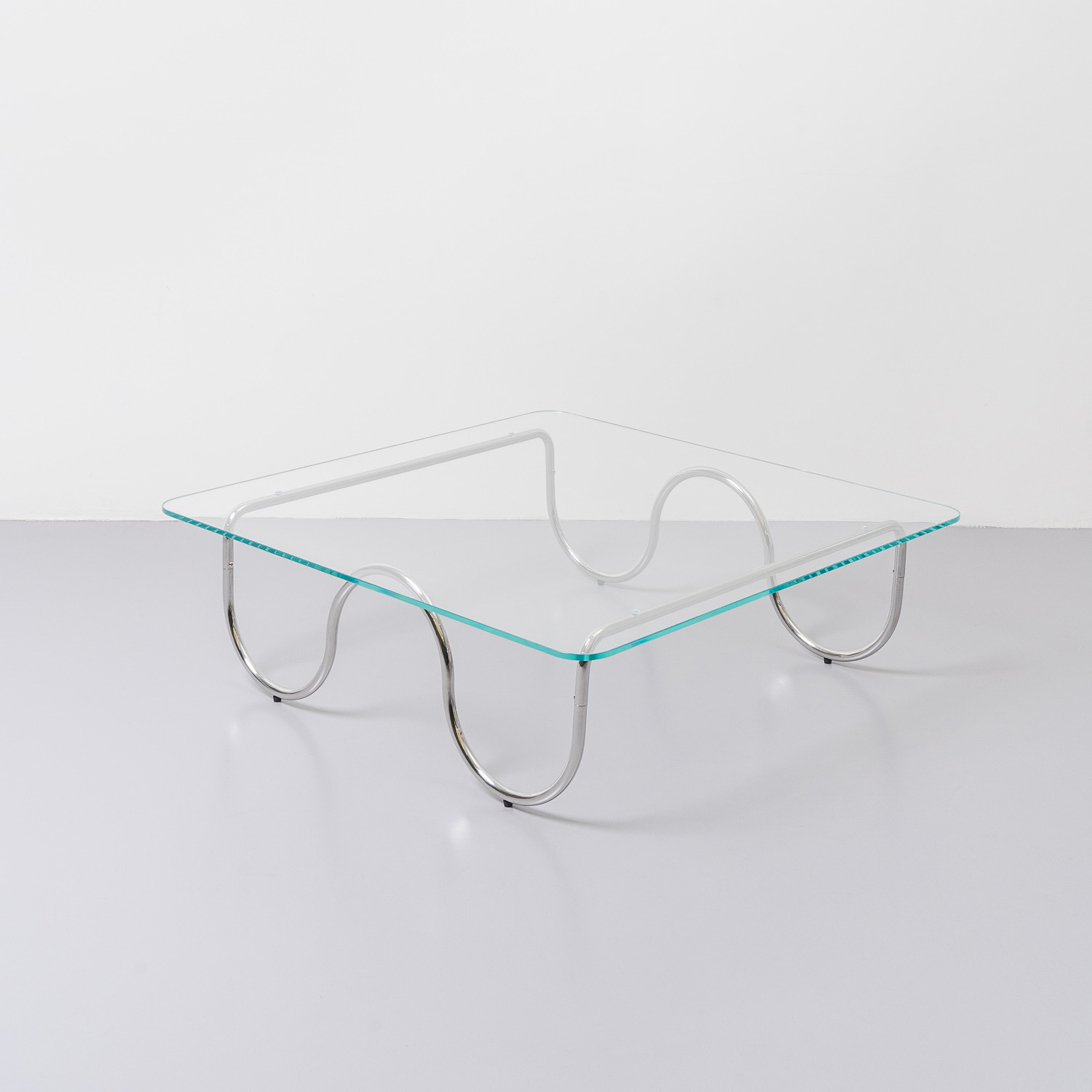 Friendly wave coffee table 3, 베뉴페, 김계리 디자이너 kyeleekim